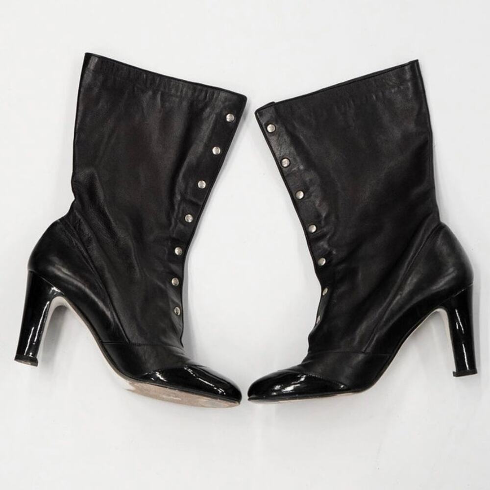 40.5 Chanel Vintage Leather Black Boots Interlocking CC Buttons
